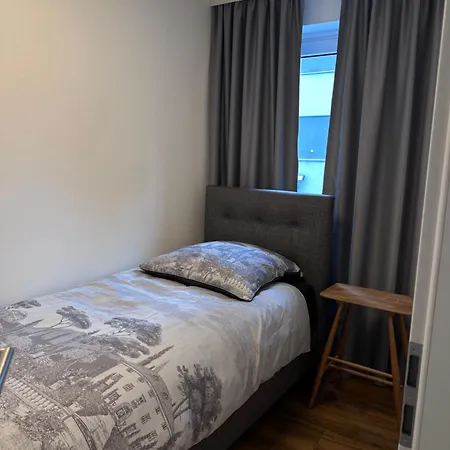 Apartment Am Rathaus Mit 2 Schlafzimmer Und 3 Betten Kassel Exterior photo