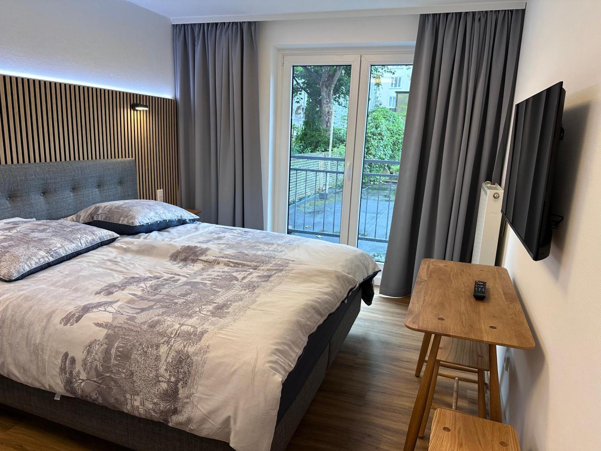 Apartment Am Rathaus Mit 2 Schlafzimmer Und 3 Betten