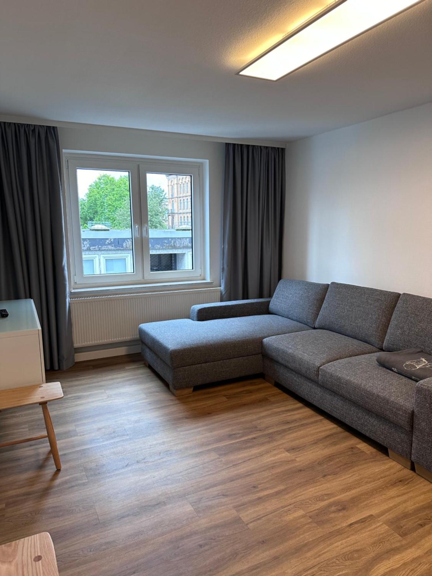 Apartment Am Rathaus Mit 2 Schlafzimmer Und 3 Betten Kassel
